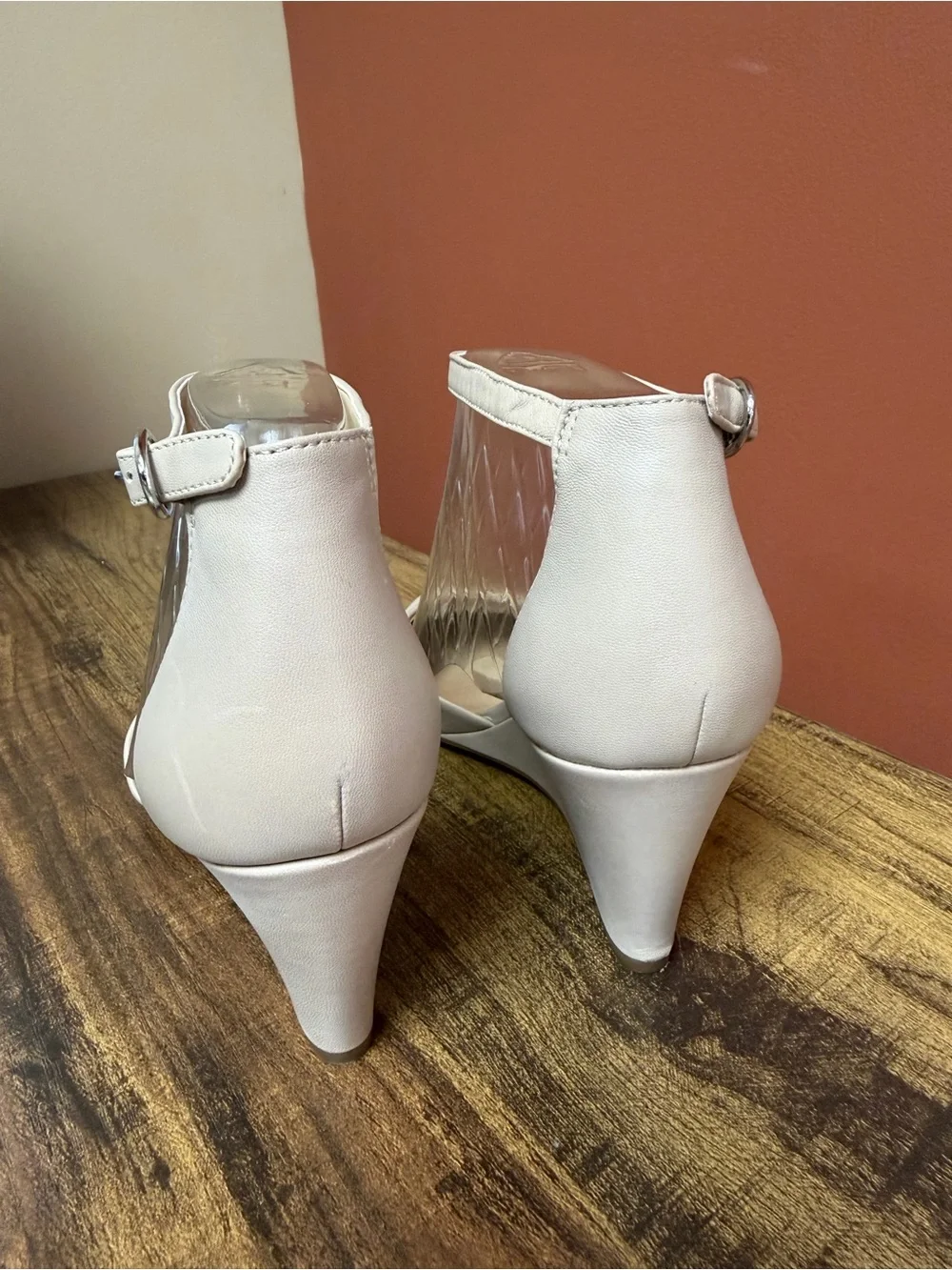 Franco Sarto “Fayth” Nude Wedge Women’s Size 7.5 Leather Ankle Strap Pointed-Toe